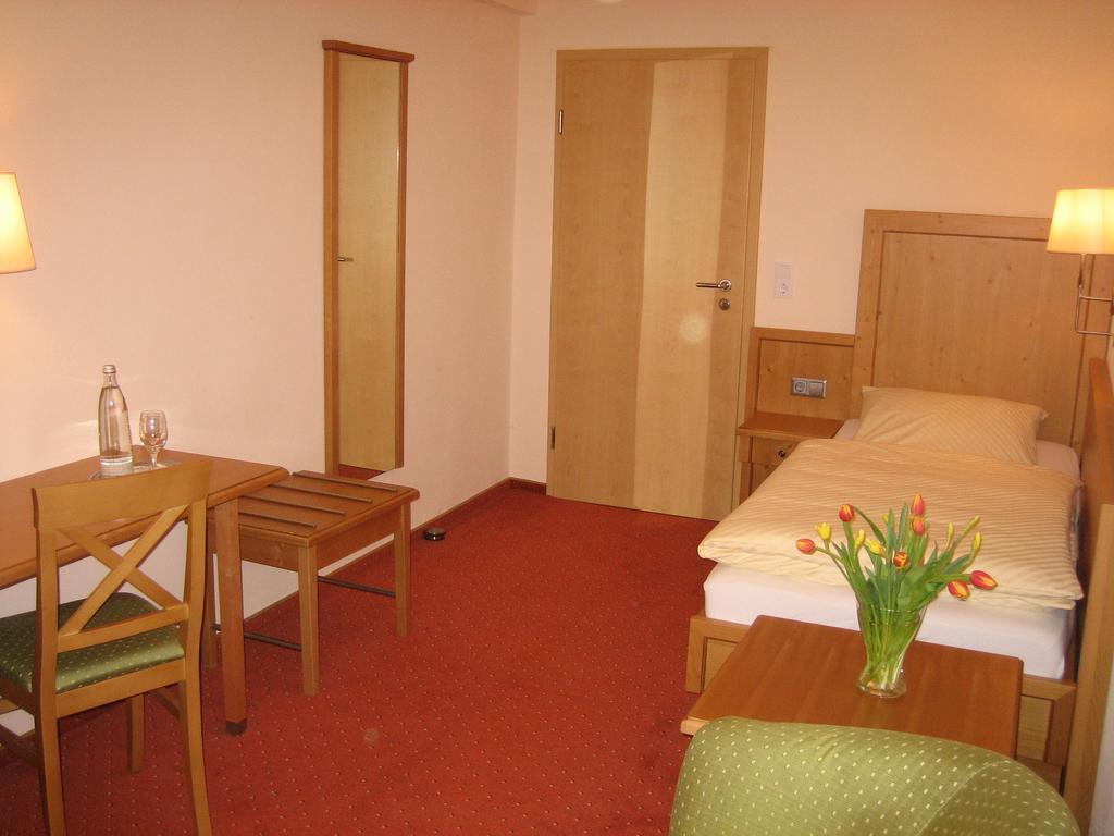 Hotel Lindenhof Meschede Pokój zdjęcie